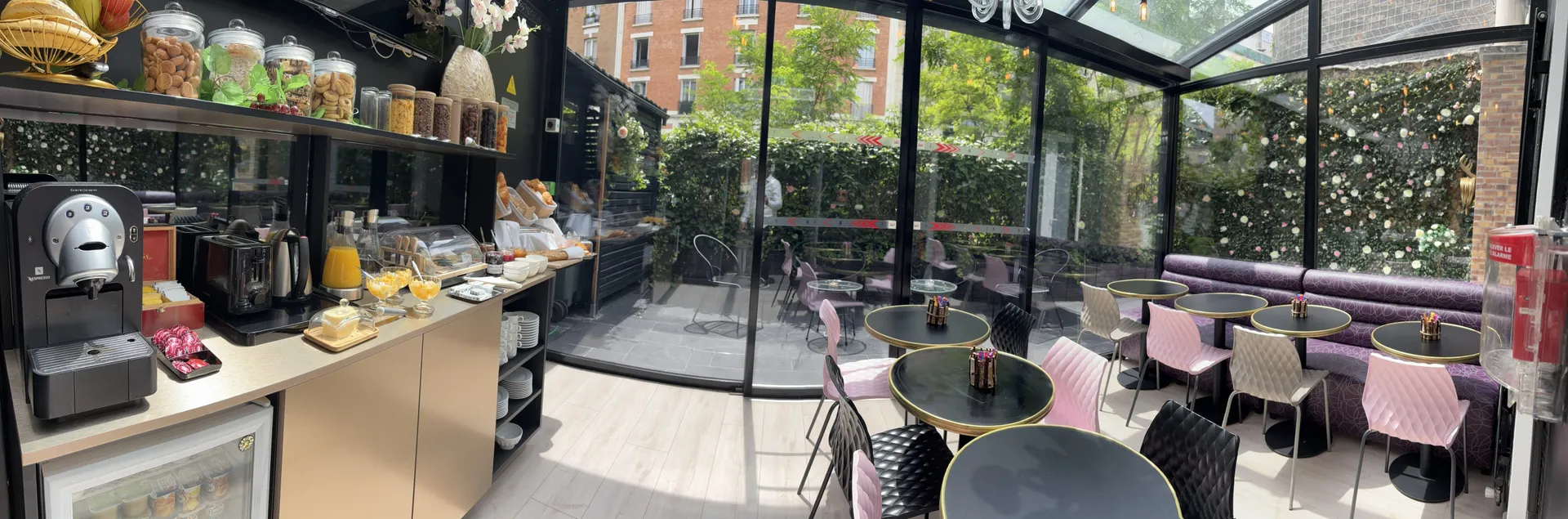 Salle petit-déjeuner